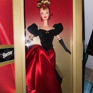 Avon Winter Splendor Barbie - Vibrant Red